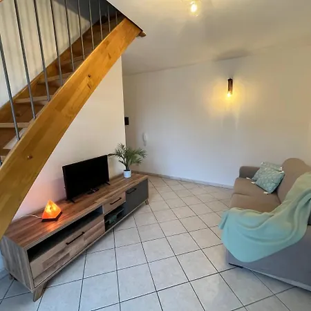 Oasis, A 5 Min Dal Mare Con Parcheggio Gratuito アルベンガ